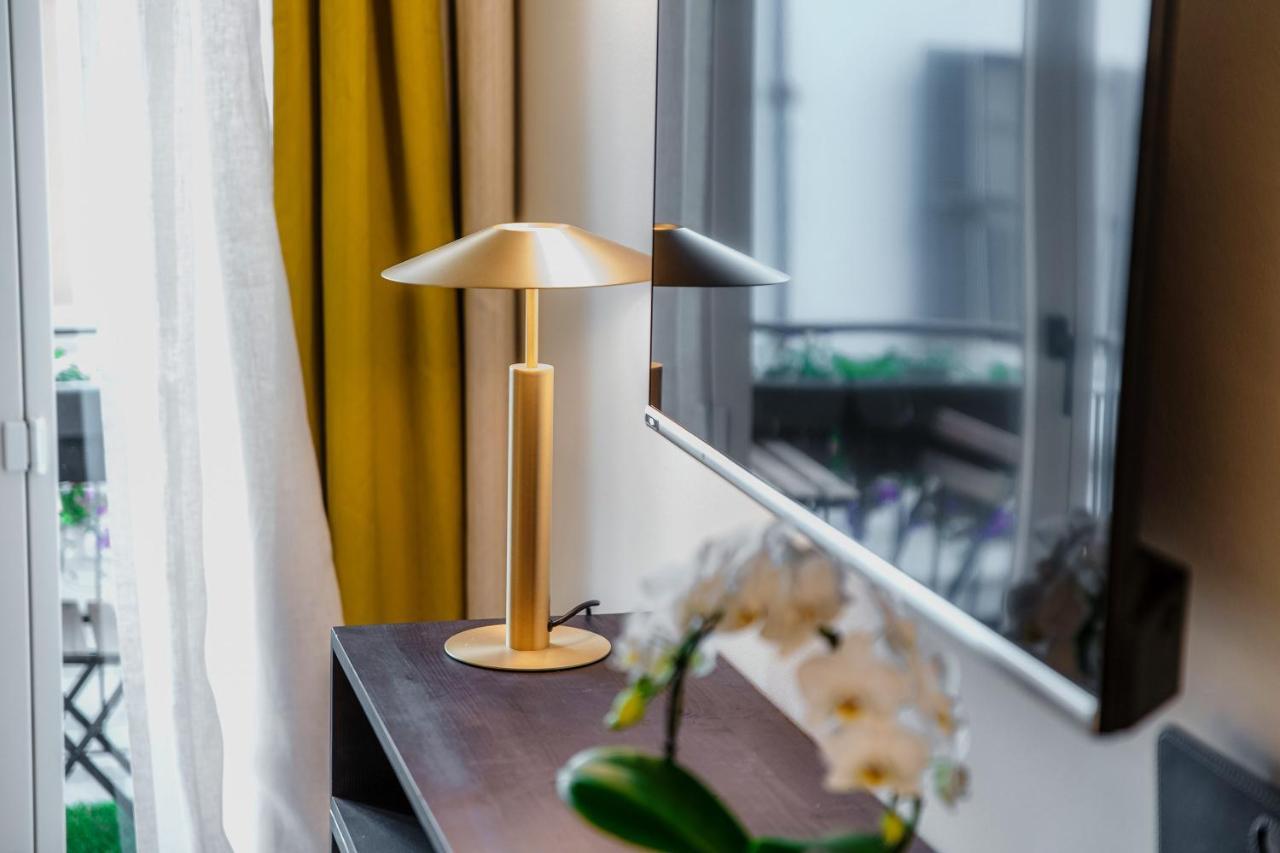 In Centro Luxury Rooms Como Eksteriør billede
